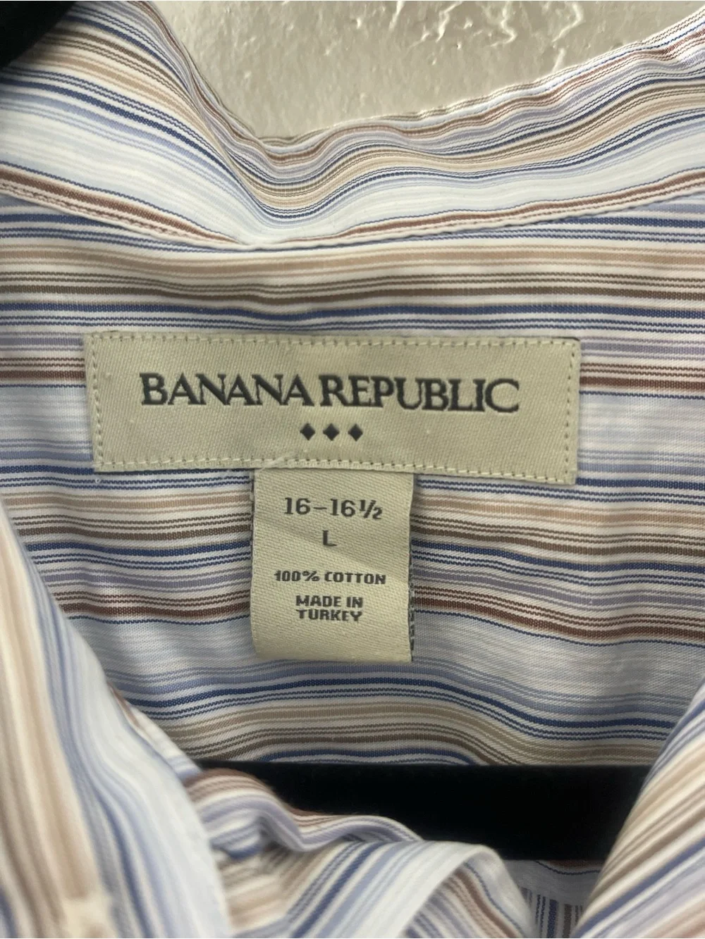 Banana Republic Men's Blue and White Multi-Stripe Cotton Dress Shirt Large